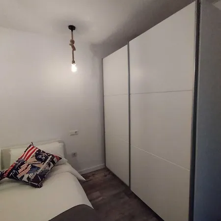 Plazamar Centro Apto 1 Dorm 3 Huesped Playa Wi-fi * Torre Del Mar