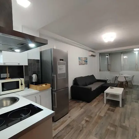 Apartment Plazamar Centro Apto 1 Dorm 3 Huesped Playa Wi-fi Torre Del Mar